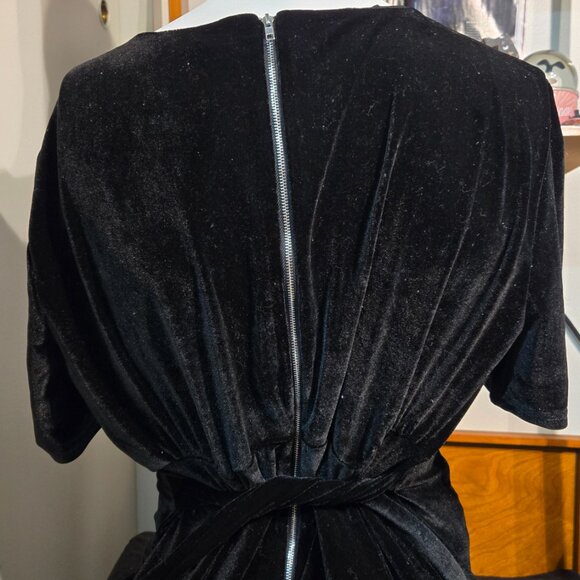 Velvet Nicoletta Carlone, Beverly Hills.Perfect Halloween Dress  Size 2X/ 1X - Picture 5 of 7